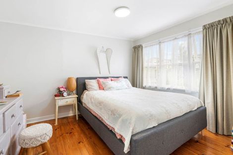 Photo of property in 25 Penton Road, Stanmore Bay, Whangaparaoa, 0932