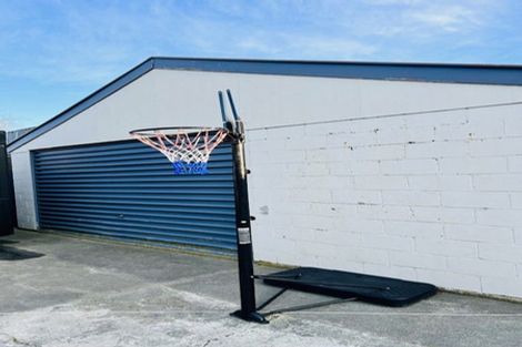 Photo of property in 30 Ealing Street, Redwood, Christchurch, 8051