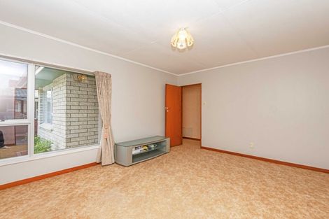 Photo of property in 38 Abraham Crescent, Milson, Palmerston North, 4414