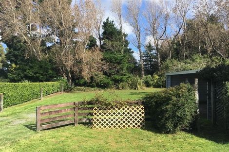 Photo of property in 86 Brandon Street, Featherston, 5710