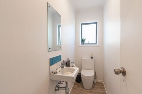 Photo of property in 1 Tamatea Drive, Snells Beach, 0920