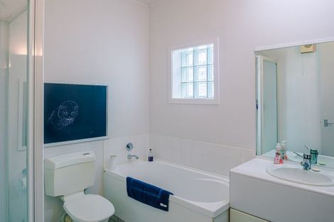 Photo of property in Tennyson Apartments, 12/25 Tennyson Street, Te Aro, Wellington, 6011