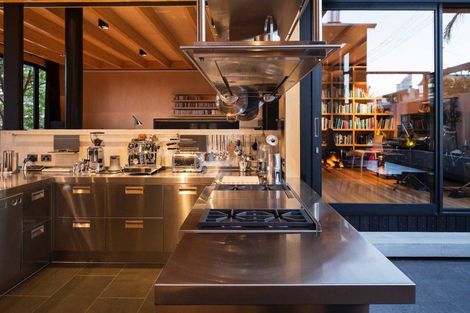 Photo of property in 22 Ewen Street, Takapuna, Auckland, 0622