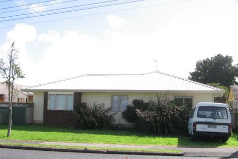 Photo of property in 21 Pomaria Road, Henderson, Auckland, 0610