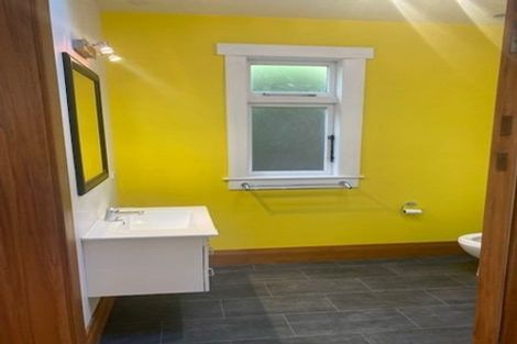 Photo of property in 19 Austin Street, Mount Victoria, Wellington, 6011