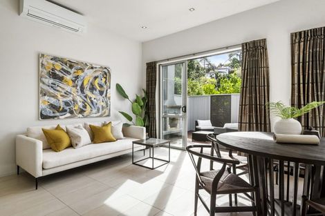 Photo of property in 65 Bayside Drive, Browns Bay, Auckland, 0630