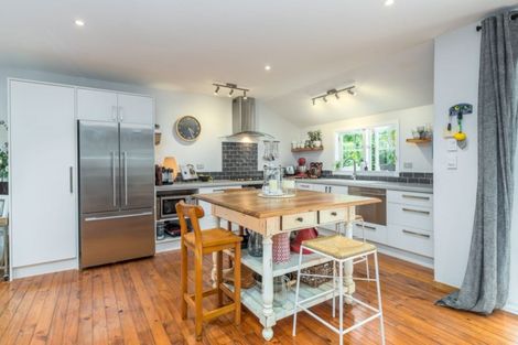 Photo of property in 7 Tipau Street, Torbay, Auckland, 0630