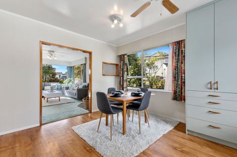 Photo of property in 18 Carina Crescent, Torbay, Auckland, 0630