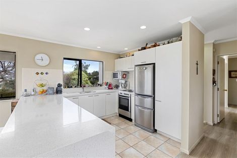 Photo of property in 2/9 Cashmere Place, Glenfield, Auckland, 0629