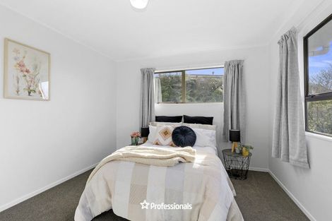 Photo of property in 14 Matuhi Street, Tirohanga, Lower Hutt, 5010