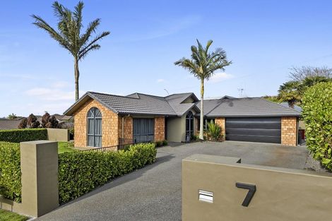 Photo of property in 7 Millennium Heights, Flagstaff, Hamilton, 3210