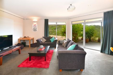 Photo of property in 210i Monowai Road, Wainui, Silverdale, 0994