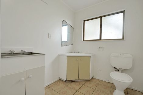 Photo of property in 1c/88 Aroha Avenue, Sandringham, Auckland, 1025