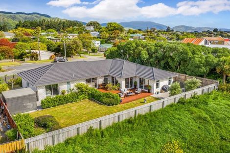 Photo of property in 157 Matai Road, Raumati Beach, Paraparaumu, 5032