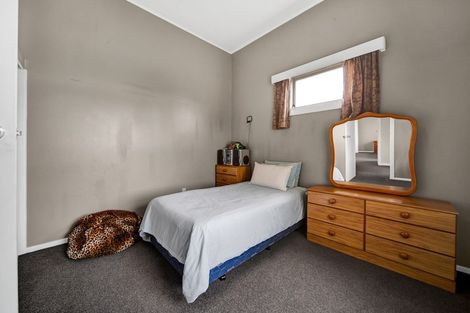 Photo of property in 48 Puriri Street, Hawera, 4610