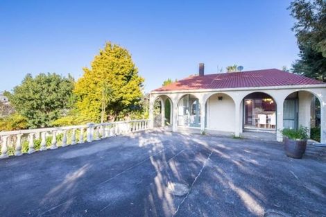Photo of property in 70 Mayfair Crescent, Mairangi Bay, Auckland, 0630