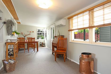 Photo of property in 76 Wainui Road, Raglan, 3225