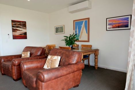 Photo of property in 52 The Esplanade, Raumati South, Paraparaumu, 5032