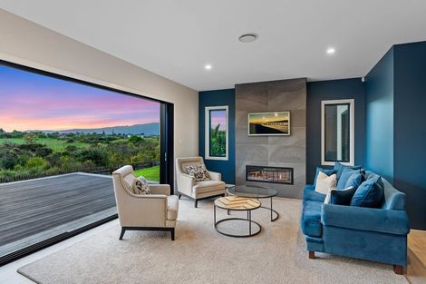 Photo of property in 5 Taranui Way, Paraparaumu Beach, Paraparaumu, 5032