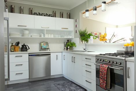 Photo of property in 76 Wainui Road, Raglan, 3225