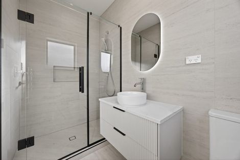 Photo of property in 10 Piko Road, Opaheke, 2113