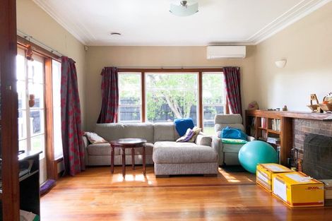 Photo of property in 227 Titirangi Road, Titirangi, Auckland, 0604