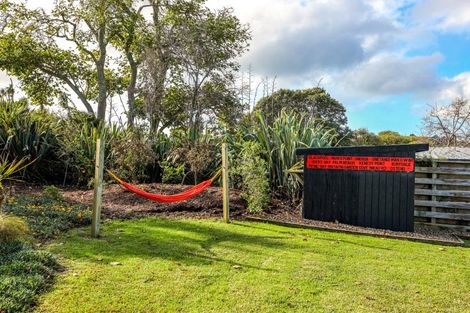 Photo of property in 8 Nikau Road, Oneroa, Waiheke Island, 1081