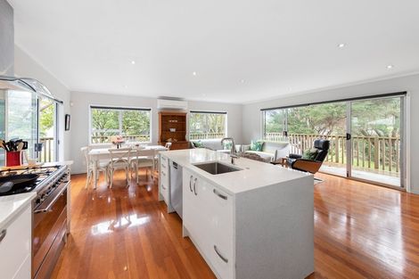 Photo of property in 26 Daffodil Street, Titirangi, Auckland, 0604