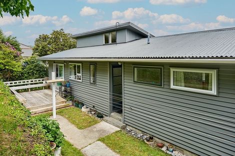 Photo of property in 5 Ayton Drive, Whitby, Porirua, 5024