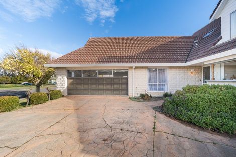 Photo of property in 126 John F Kennedy Drive, Milson, Palmerston North, 4414