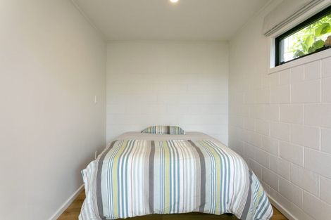 Photo of property in 21 Waiparemo Crescent, Pukawa Bay, Turangi, 3381