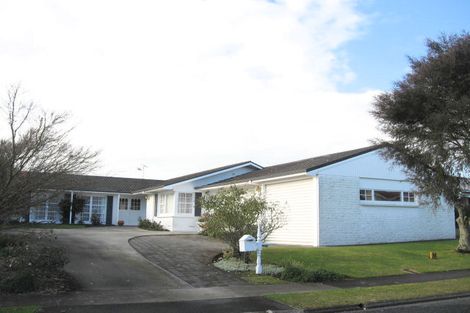 Photo of property in 15 Silva Crescent, Riverlea, Hamilton, 3216