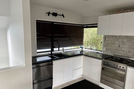 Photo of property in 55 Marellen Drive, Red Beach, 0932