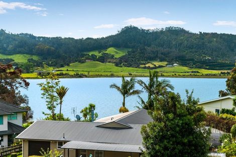 Photo of property in 12 Moana Drive, Tanners Point, Katikati, 3177