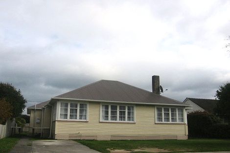 Photo of property in 40 Guthrie Street, Waterloo, Lower Hutt, 5011