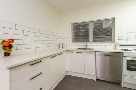Photo of property in 3/4 Cecil Road, Milford, Auckland, 0620