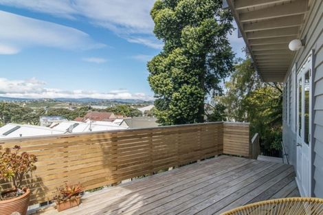 Photo of property in 7 Samoa Street, Kilbirnie, Wellington, 6022