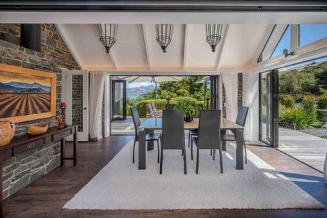 Photo of property in 6890 Christchurch Akaroa Road, Takamatua, 7581