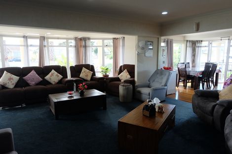 Photo of property in 26 Kimihia Road, Huntly, 3700