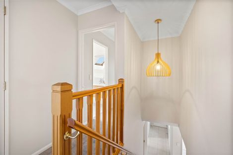 Photo of property in 43 Memorial Avenue, Ilam, Christchurch, 8053