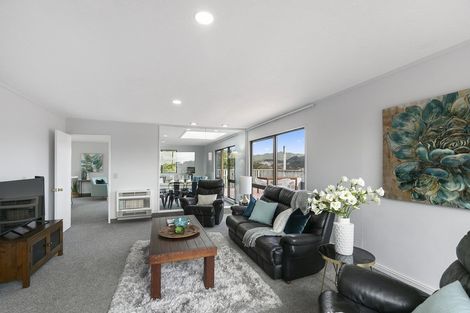 Photo of property in 8 Meridian Way, Whitby, Porirua, 5024