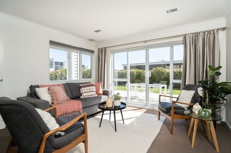 Photo of property in 64 Woodridge Drive, Woodridge, Wellington, 6037