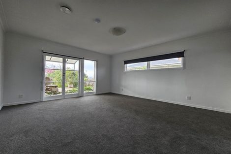 Photo of property in 6 Boundary Road, Opaheke, Papakura, 2113