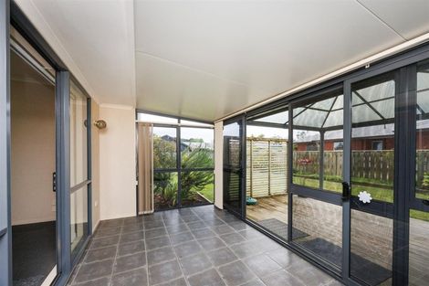 Photo of property in 6 Blennerville Close, Marton, 4710