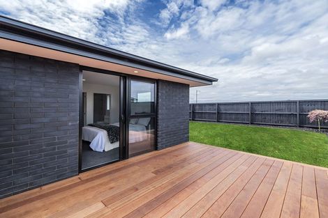 Photo of property in 5 Hawk Close, Rolleston, 7615