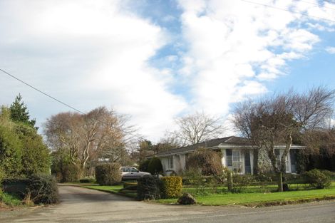 Photo of property in 65 Otatara Road, Otatara, Invercargill, 9879