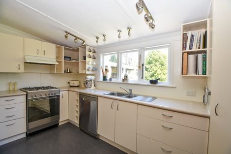 Photo of property in 22 Tyne Street, Carterton, 5713