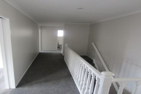 Photo of property in 11 Westhaven Drive, Tawa, Wellington, 5028