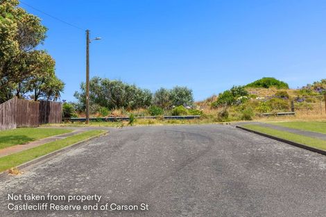 Photo of property in 9 Laird Street, Castlecliff, Wanganui, 4501