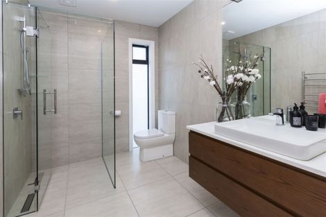 Photo of property in 117 Glandovey Road, Strowan, Christchurch, 8052